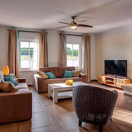 Tempera Dom wakacyjny *