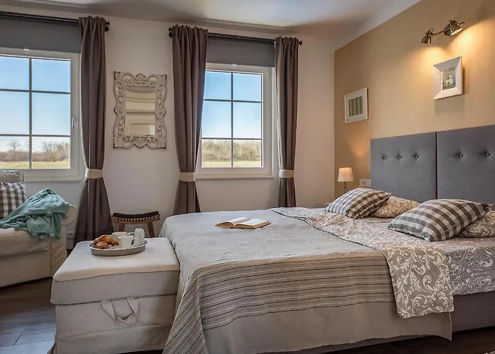 Vikendica Tempera Pula