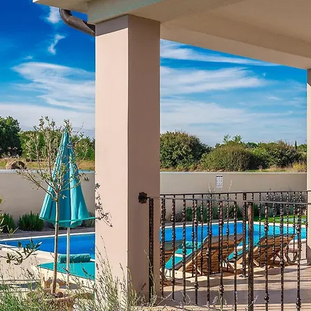 Tempera Vakantiehuis Pula